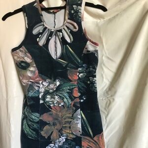 Boys and Girls Mini women's  stretch dress Sz. S; L 30" W 28" Hips 34"